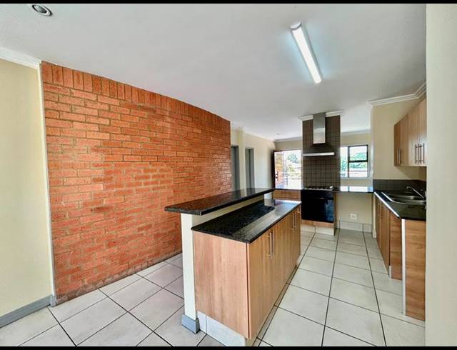 2 BEDROOM PROPERTY TO RENT IN EDENBURG